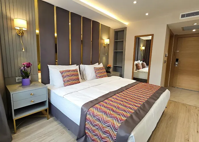 Otel The Kuelsuemz 3*